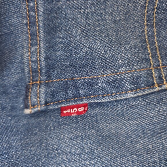Brand New Men's Levi's 150th Anniversary 501 Jeans(W36L32) - Picture 8 of 9